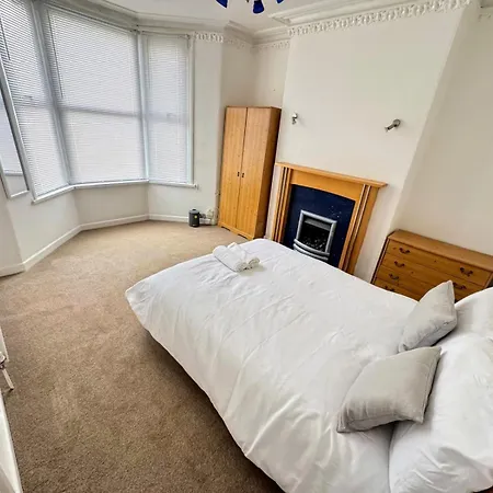 Bright & Cozy Private Near Centre *